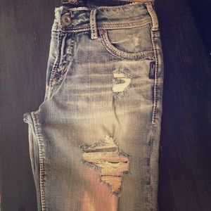 NWT Silver Jeans 👖 SUKI Bermuda 28-29